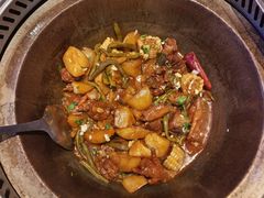 -山里屯铁锅炖·东北菜(康桥店)