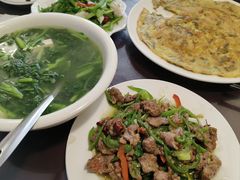 -巍山𤆵肉饵丝