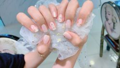 -吉吉靓甲美睫