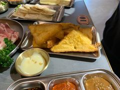 奶香吐司-围炉肉舍•炭烤活鳗•丹东海鲜烤肉(步行街店)