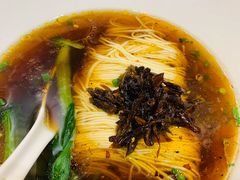 蕈油红汤面-君东记本帮面馆(天钥桥路店)