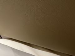 -深圳罗湖东门步行街亚朵X酒店