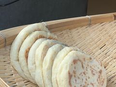 官渡粑粑-眼镜粑粑