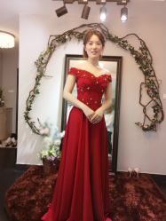 -雪莉美妆婚纱馆