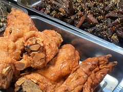 香辣脆皮猪手-西环肥仔螺蛳粉(总店)