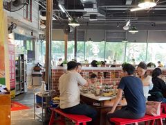 大堂-憨铁匠老火锅(龙岗万科里店)