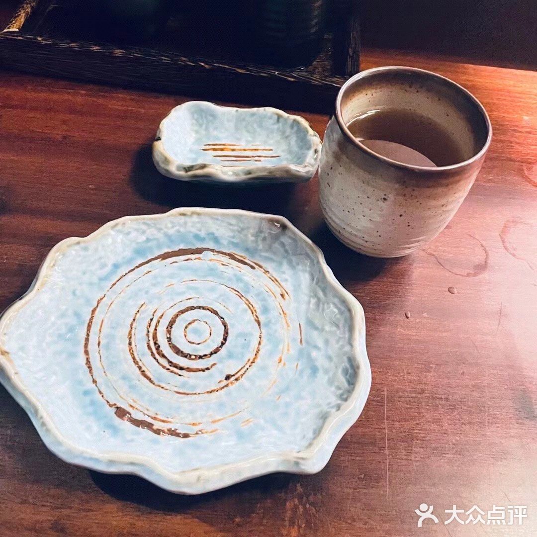 氛围感很强的日式居酒屋💛