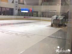 -冠军冰场CHAMPION RINK(百联又一城店)