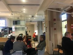 -肯德基(成山路地铁站店)