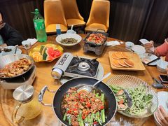 -黄泥岗·地道湖北菜(奥特莱斯店)