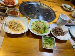 -唯成•韩国炭火烤肉 유성고기