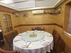-鹿港小镇经典老上海菜(长乐路店)