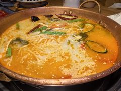 -洱火云南酸菜牛肉火锅(石景山当代商城店)