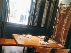 -新白鹿餐厅(百联中环店)