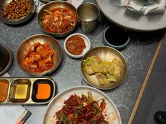 -草家酱蟹炭火烤肉店(珲春南路二店)