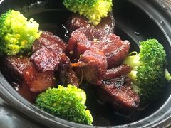 外婆家的红烧肉-悦哉·派对·草坪婚礼·围炉煮茶(三圣乡店)