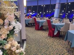 -迈豪国际酒店-百老汇旋转西餐厅