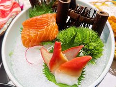 三文鱼-泓炙颐凤鲜海鲜火锅料理(桐乡店)