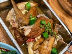 藤椒手撕半只鸡-小满手工粉(北京来福士店)