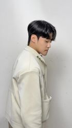 -一家只做男发烫染的店