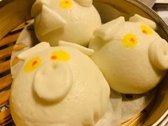 金沙肥猪包-点点心点心专门店(旺角店)