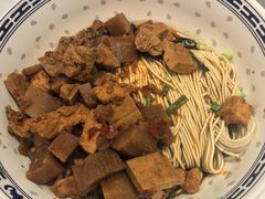 -鲁达面馆本帮风味(共康东路店)