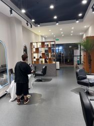-P.R.O.salon 发哲