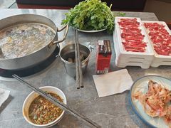 -罗二娘·鲜切牛自助火锅(罗湖东门步行街店)