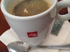 美式咖啡-榖屋house of flour(张江首店)