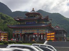 -九鼎铁刹山风景区