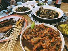 -茸梅路右拐龙虾-农家菜(松江店)