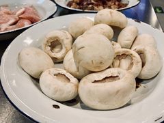 口蘑-马路牙子烧烤音乐酒馆(望京店)