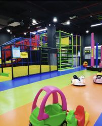 -蹦贝运动中心·蹦床·攀岩·闯关(龙岗店)