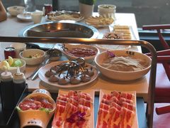 -DaLongYi Hot Pot 大龙燚火锅