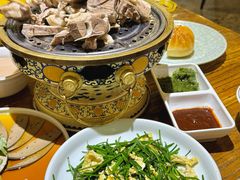 -蒙亨·手把肉·蒙古包文化主题餐厅(天恒广场店)