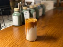 -Line 咖啡(石厦花园店)