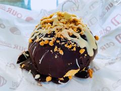 焦糖泡芙-OUR Bakery(三里屯太古里店)