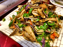 -老脚婆婆土菜馆(广场·现代城店)