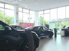 -上海永达奥诚奥迪4S店(申江路店)