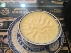 -广信牛奶甜品世家(台东店)