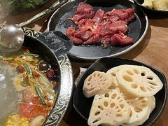 -小志家.鲜牦牛肉牛杂火锅野生菌汤锅