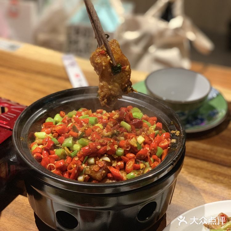 清晨落夜|从清晨到落夜,有酒有肉有江湖。