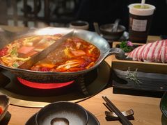 -湊湊火锅·茶憩(杭州湖滨银泰in77店)