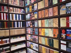 -钟书阁(群光广场店)