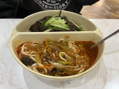 辣海鲜汤面-正宗韩国炸酱面(沈航店)