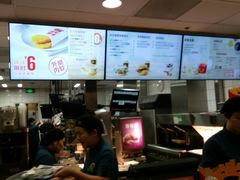 -麦当劳(轻轨曹杨路店)