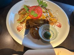 -大头虾越式风味餐厅(光明广场店)