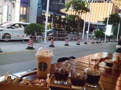 -星巴克臻选(广州高德置地秋广场店)