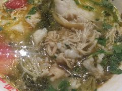 -哇蛙牛功夫面渝都料理(龙阳广场店)