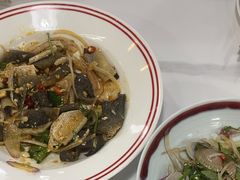 -明本湛江鸡•海鲜小厨(陈家祠店)